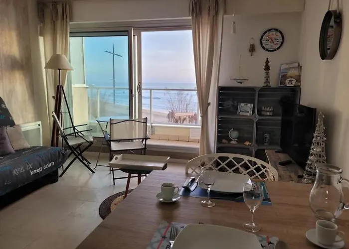 Daire Sur Le Remblai Des Sables Dolonne Les Sables-dʼOlonne