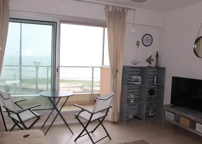 Sur Le Remblai Des Sables Dolonne Les Sables-dʼOlonne